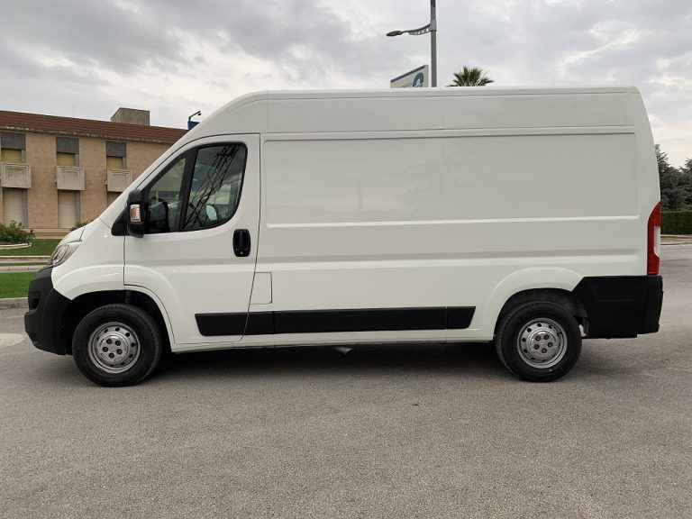 CITROEN Jumper 2.2BlueHDi Furgon 33L2H2