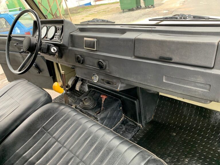 Land Rover Santana 119 basculante