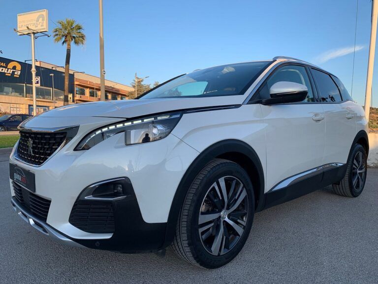 PEUGEOT 3008 Allure 1.2 PureTech SS