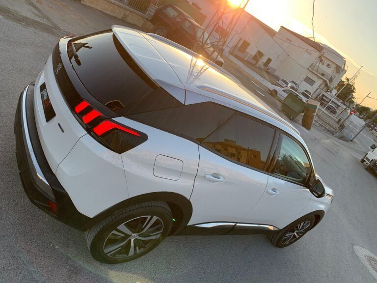 PEUGEOT 3008 Allure 1.2 PureTech SS
