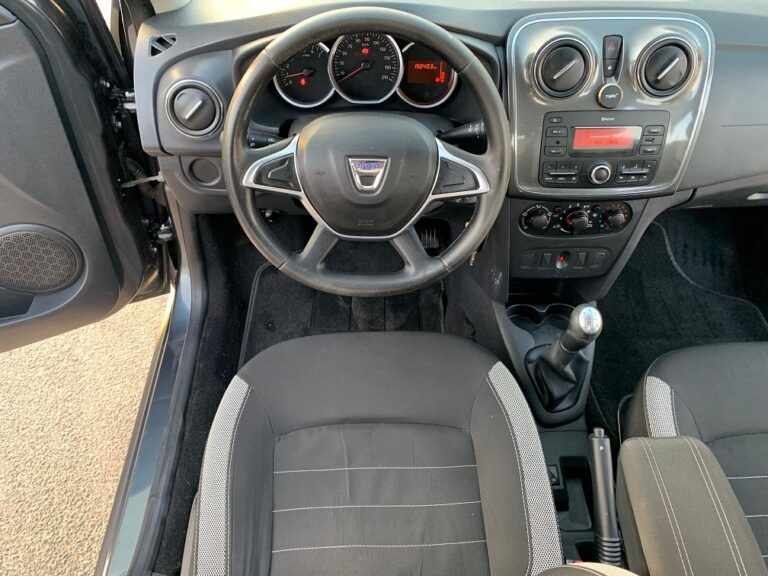 DACIA SANDERO STEPWAY ESSENTIAL 0.9TCE