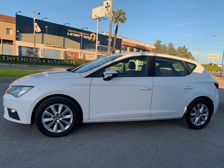 SEAT LEON 1.6 TDI STSP STYLE