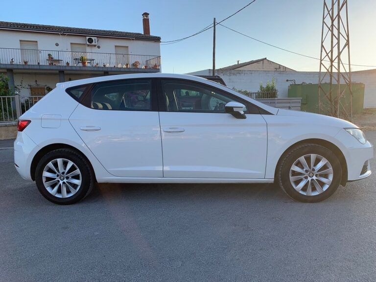 SEAT LEON 1.6 TDI STSP STYLE