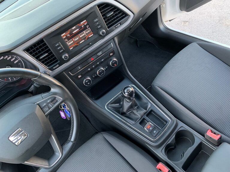 SEAT LEON 1.6 TDI STSP STYLE