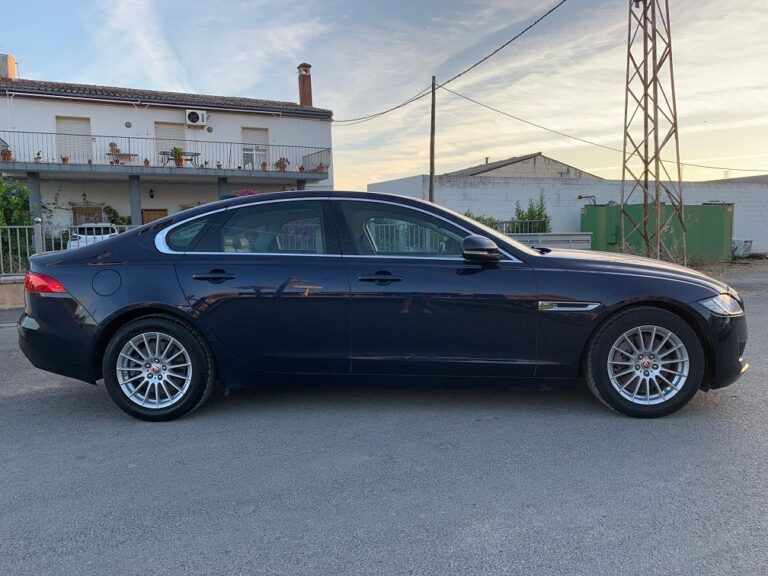 JAGUAR XF 2.0D Prestige