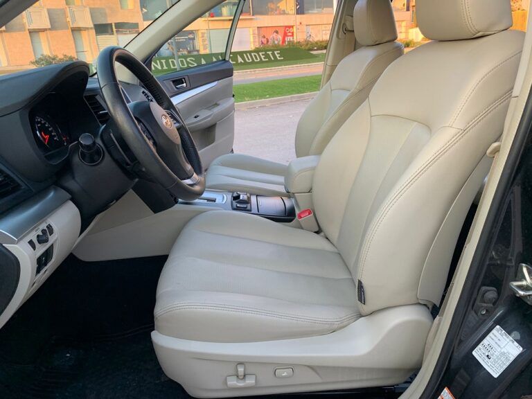 SUBARU Outback 2.0 D Executive Plus 4x4