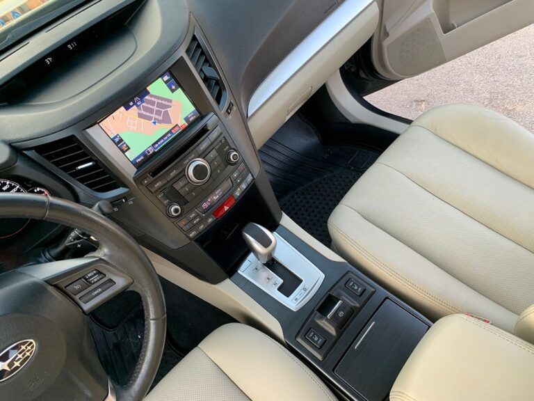 SUBARU Outback 2.0 D Executive Plus 4x4