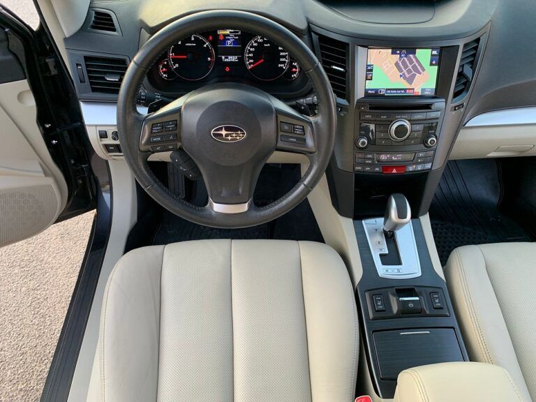 SUBARU Outback 2.0 D Executive Plus 4x4
