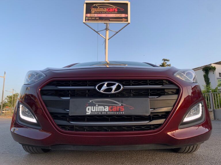 HYUNDAI i30 1.4 MPI BlueDrive 25 Aniversario