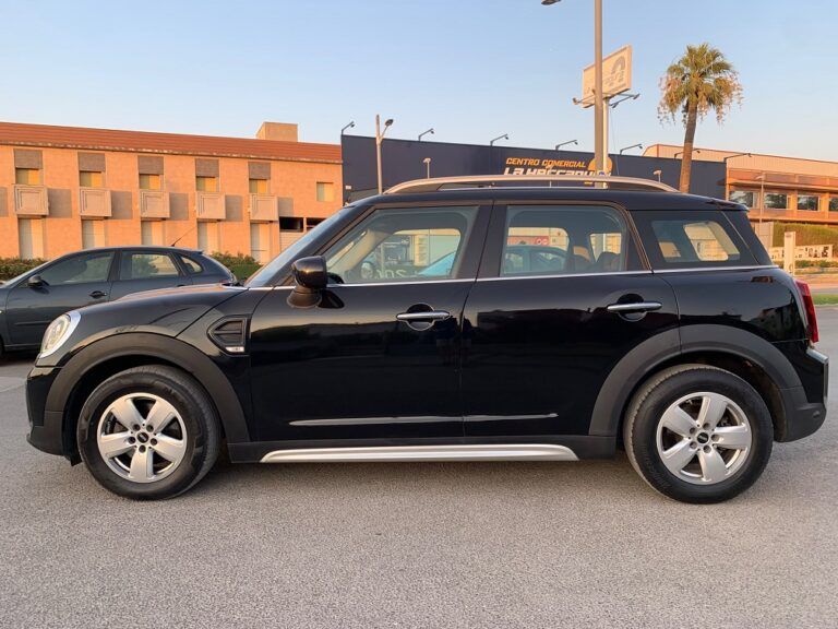 WhatsApMINI COUNTRYMAN COOPER Dp Image 2026-07-28 at 13.31.35