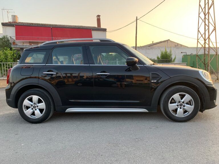 MINI COUNTRYMAN COOPER D