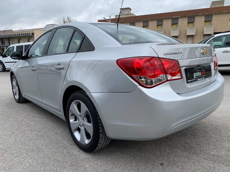 CHEVROLET Cruze 2.0 VCDi 16V LS Clima