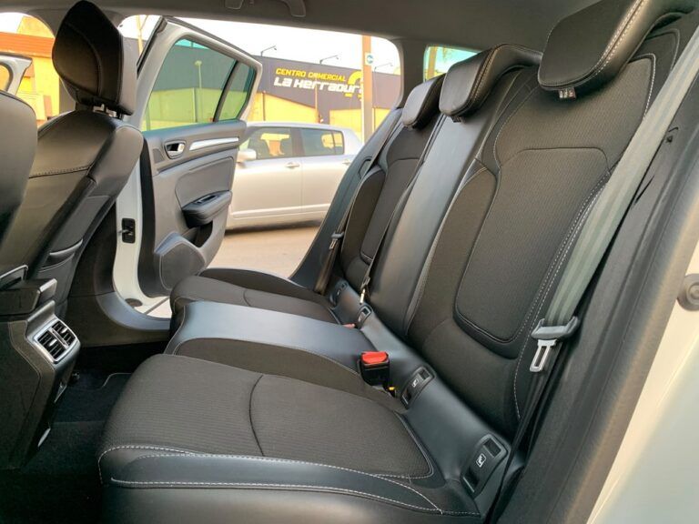 RENAULT Mégane S.T. Techno Blue 1.5dCi EDC