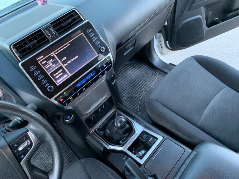 TOYOTA LAND CRUISER 2.8 D4D GX