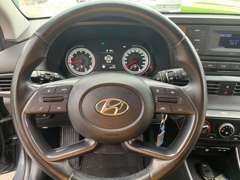HYUNDAI Bayon 1.2 MPI ESSENCE